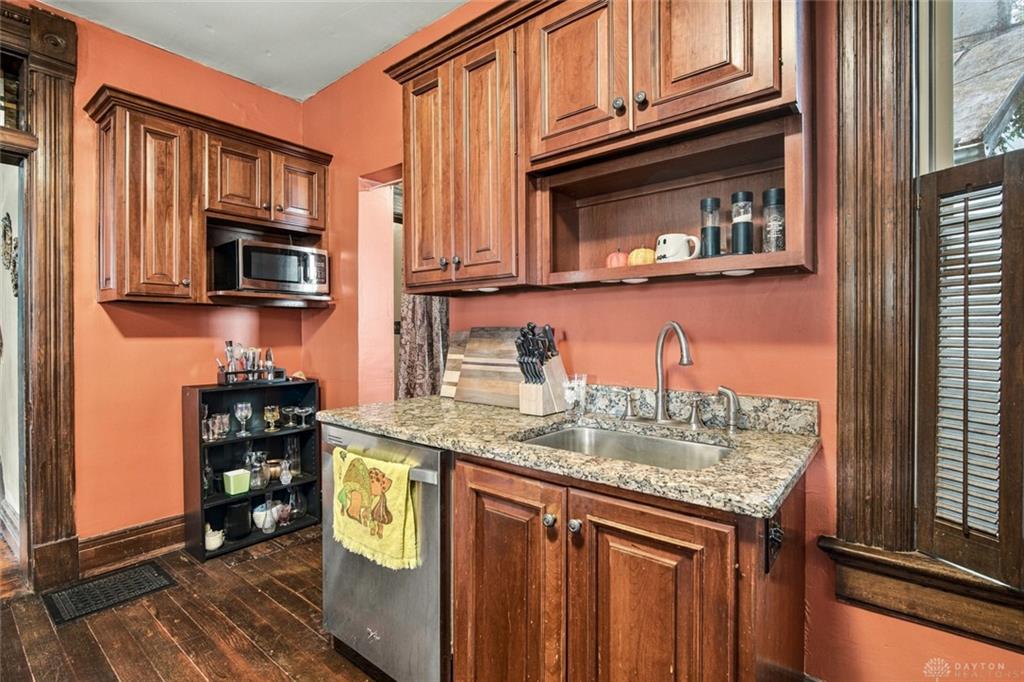 247 Oak Property Photo 13