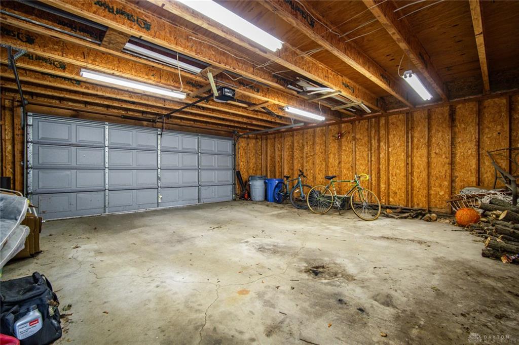 247 Oak Property Photo 33