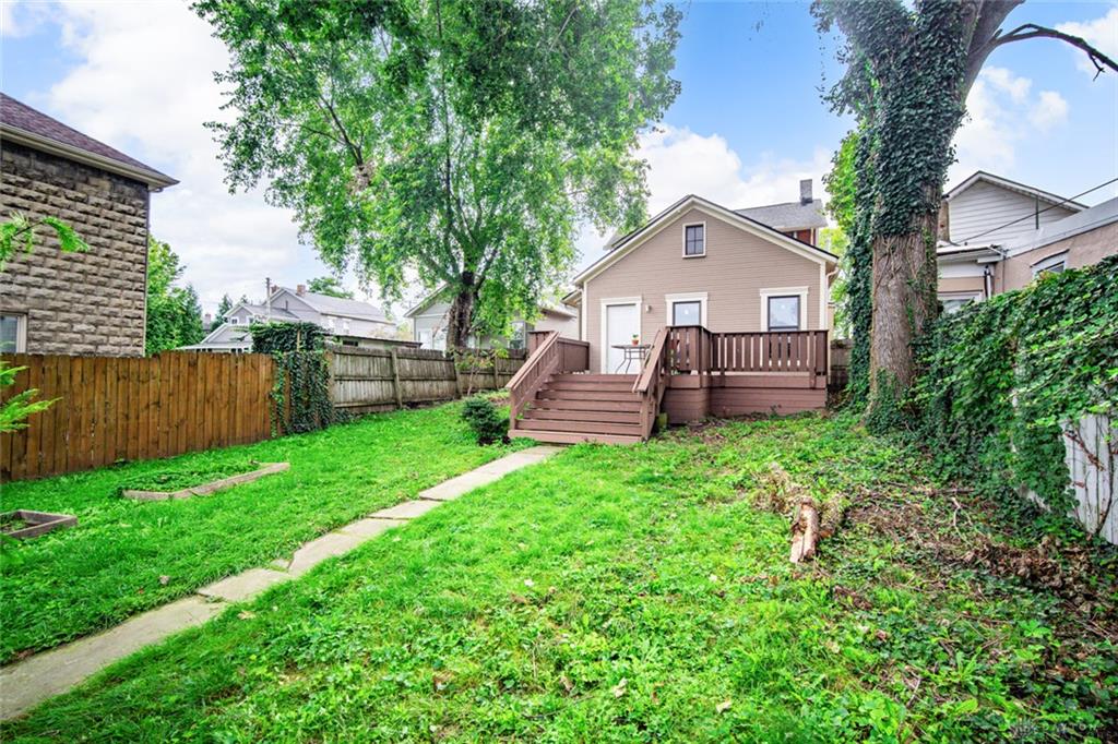 247 Oak Property Photo 34