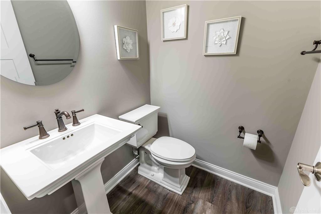 498 Carleton Property Photo 7