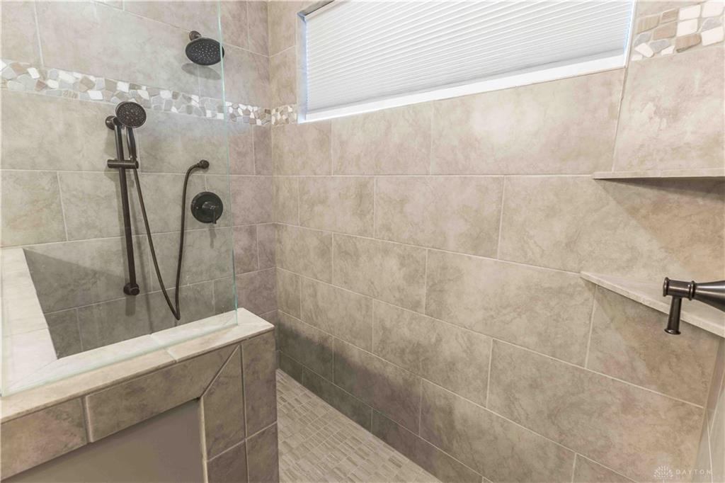 498 Carleton Property Photo 13