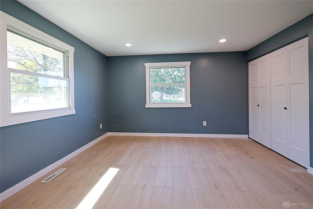 143 S Dorset Property Photo 7