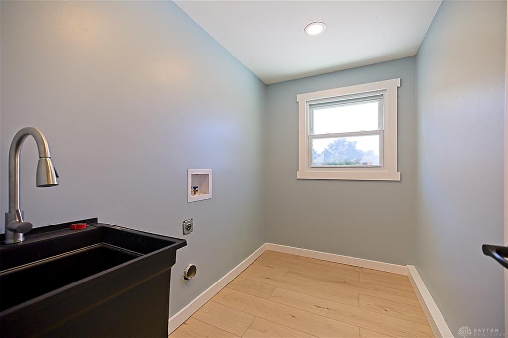 143 S Dorset Property Photo 13