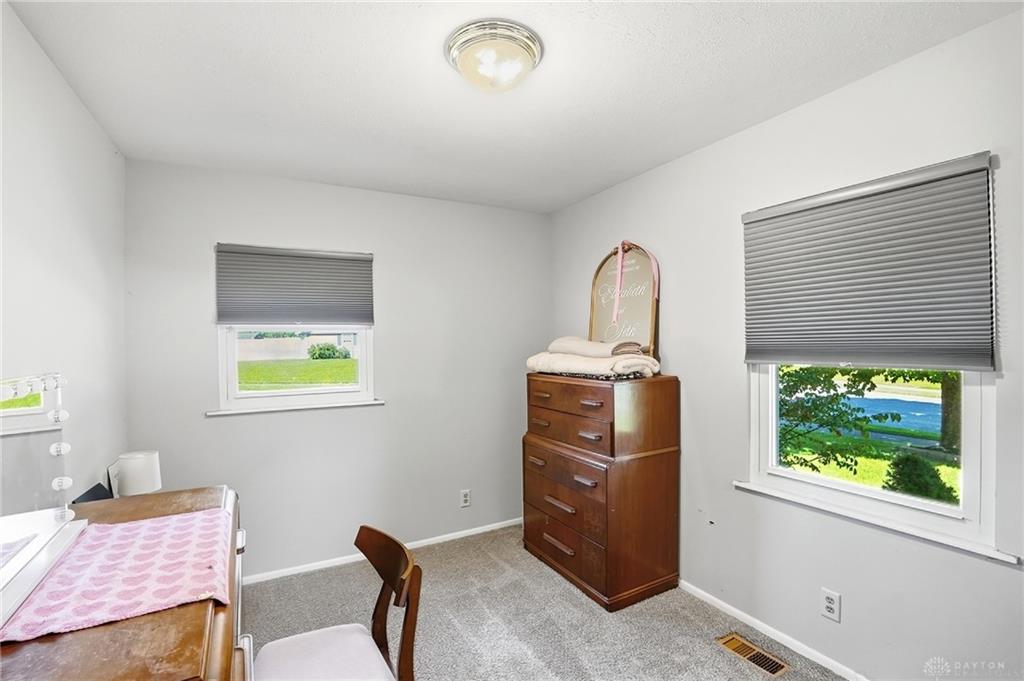 1817 Marinette Property Photo 21
