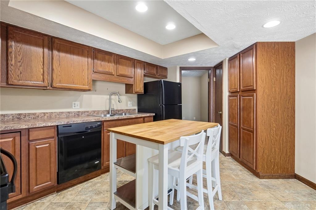 757 Hidden Property Photo 36