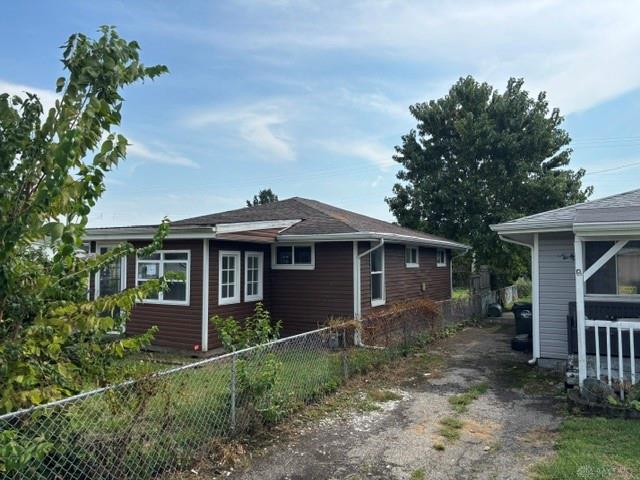 2510 Oneida Property Photo 4