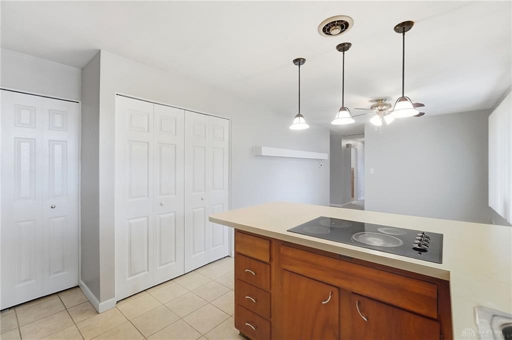 1217 Cloverfield Property Photo 12