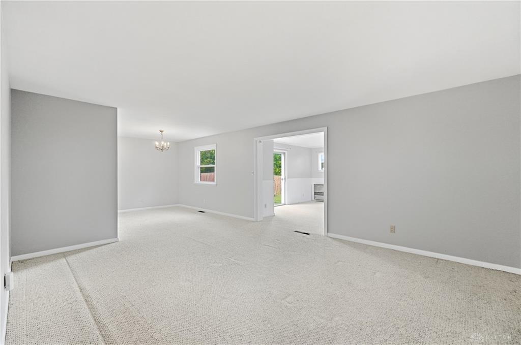 1217 Cloverfield Property Photo 18