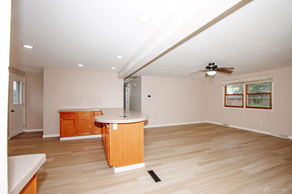 5414 Taywell Property Photo 9