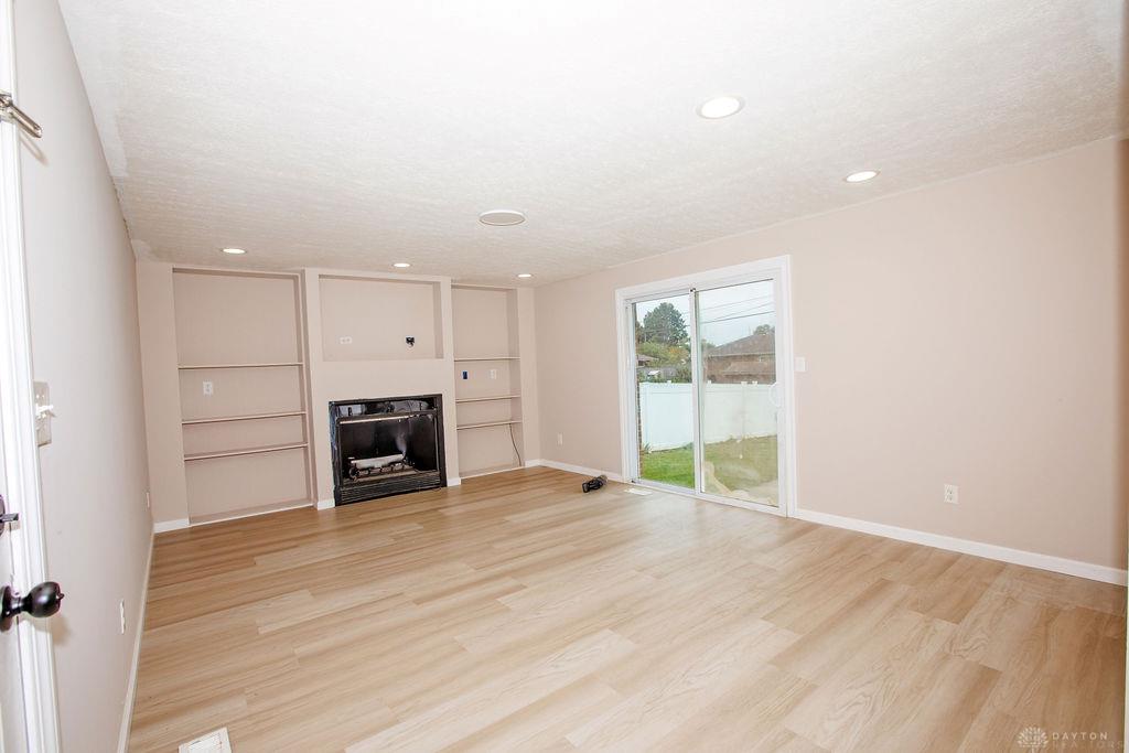 5414 Taywell Property Photo 14