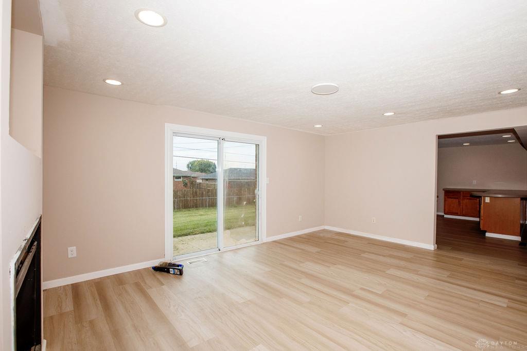 5414 Taywell Property Photo 17
