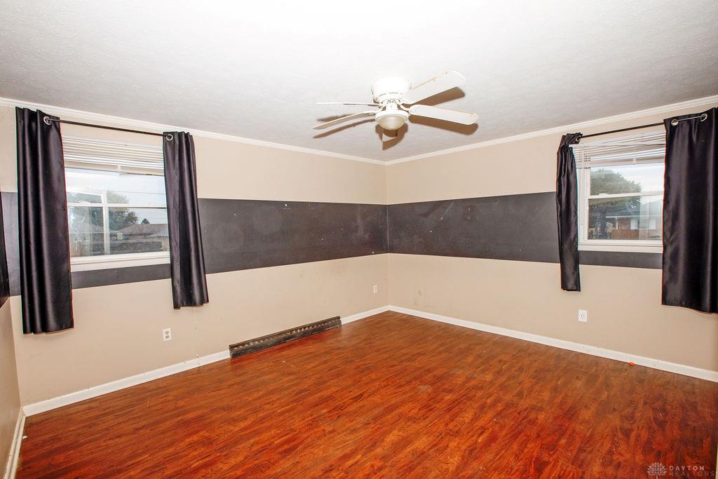 5414 Taywell Property Photo 27