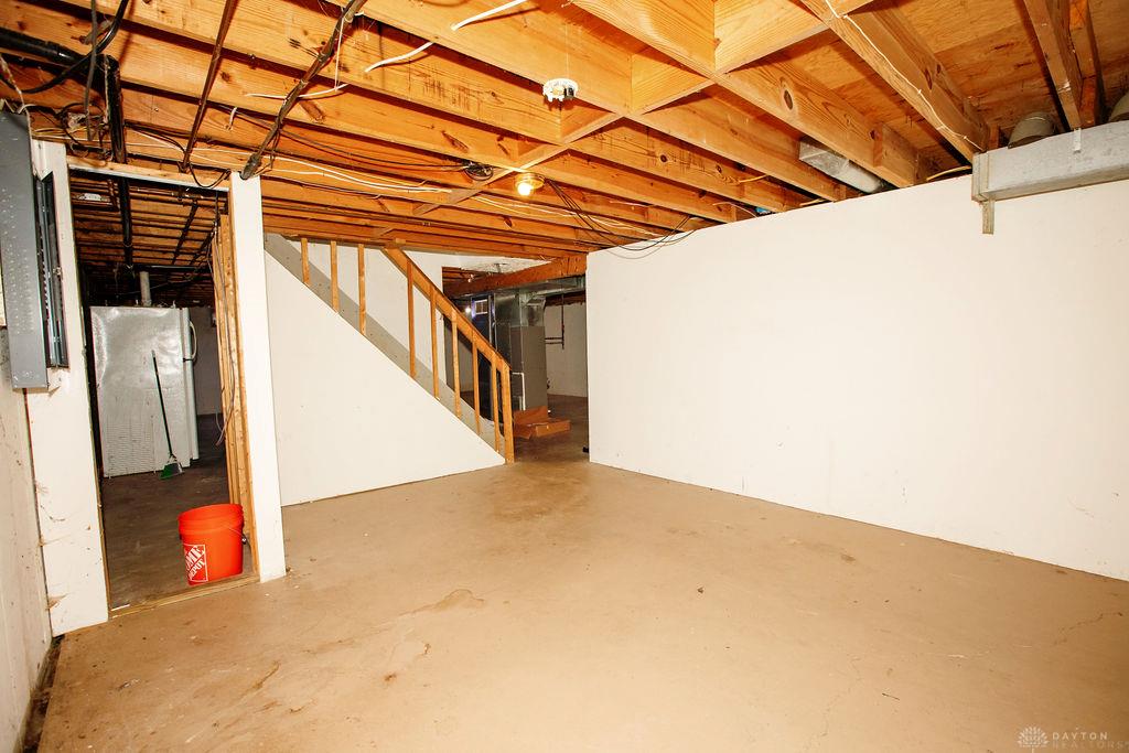 5414 Taywell Property Photo 36