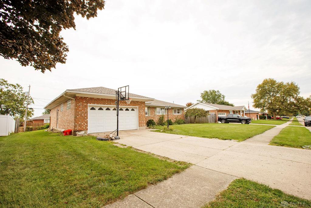 5414 Taywell Property Photo 53