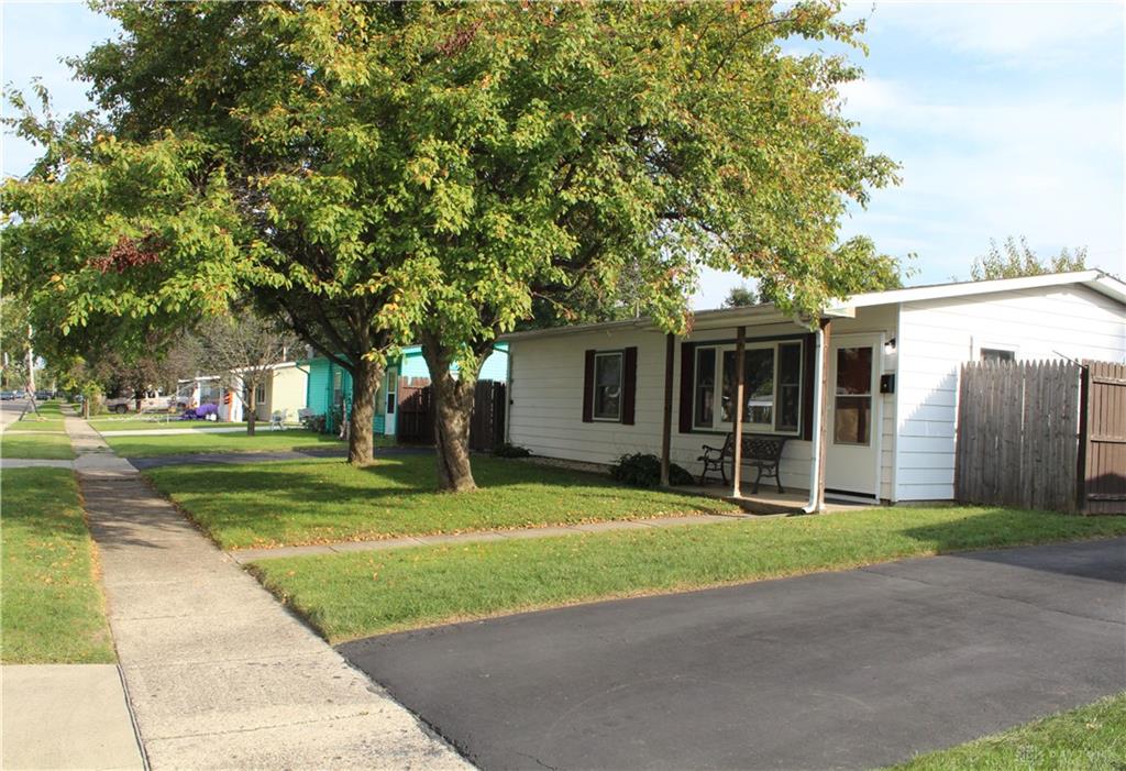 234 Prentice Property Photo 5