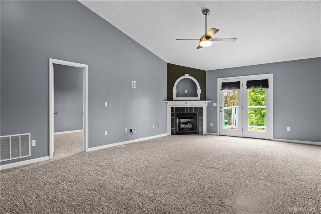 3609 Madison Grace Property Photo 4