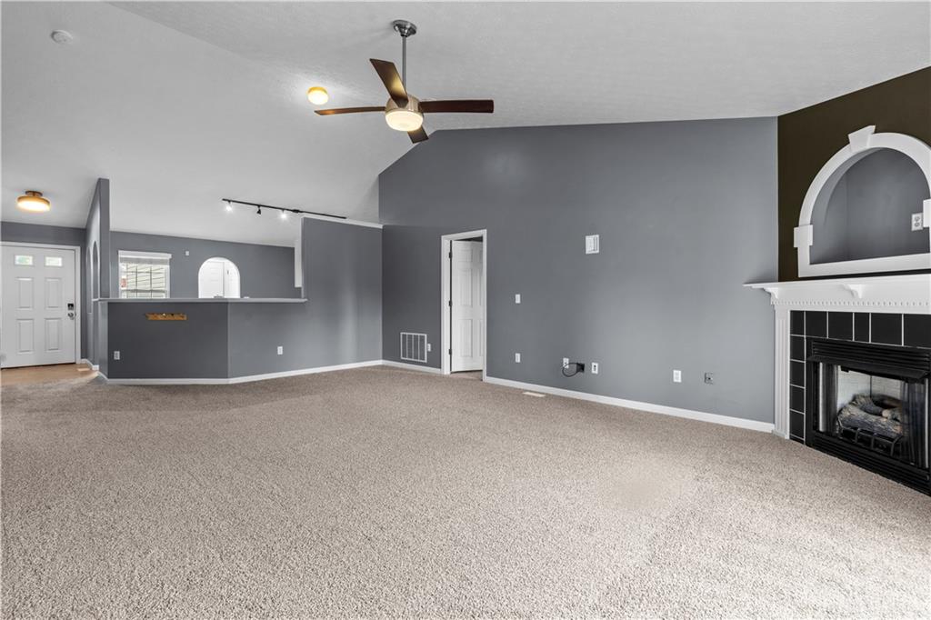 3609 Madison Grace Property Photo 7