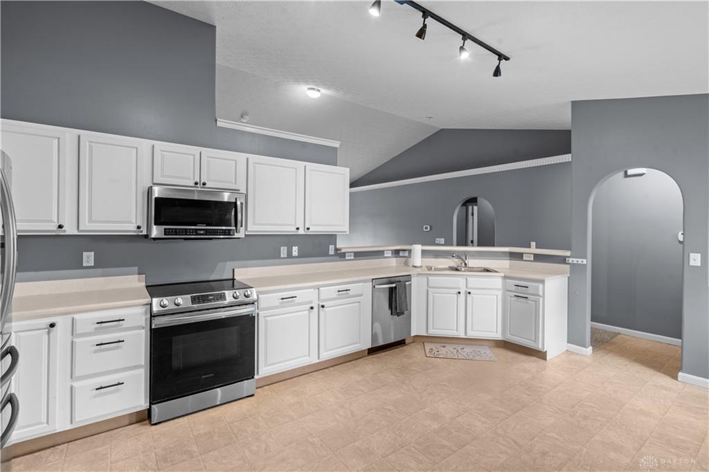 3609 Madison Grace Property Photo 12