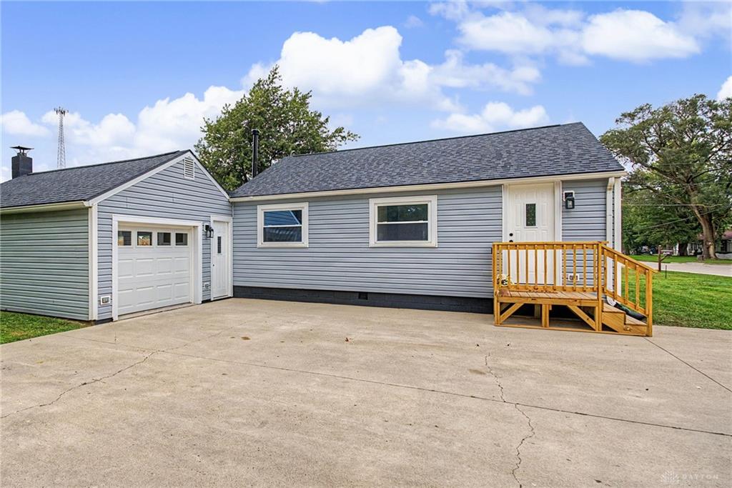 603 S High Property Photo 5
