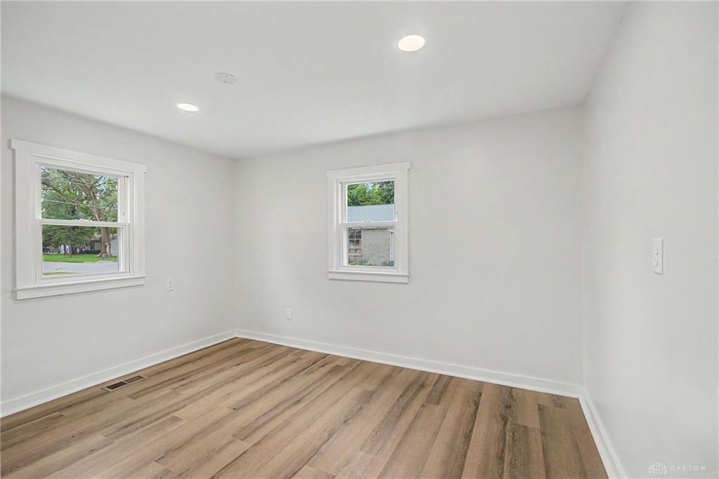 603 S High Property Photo 18