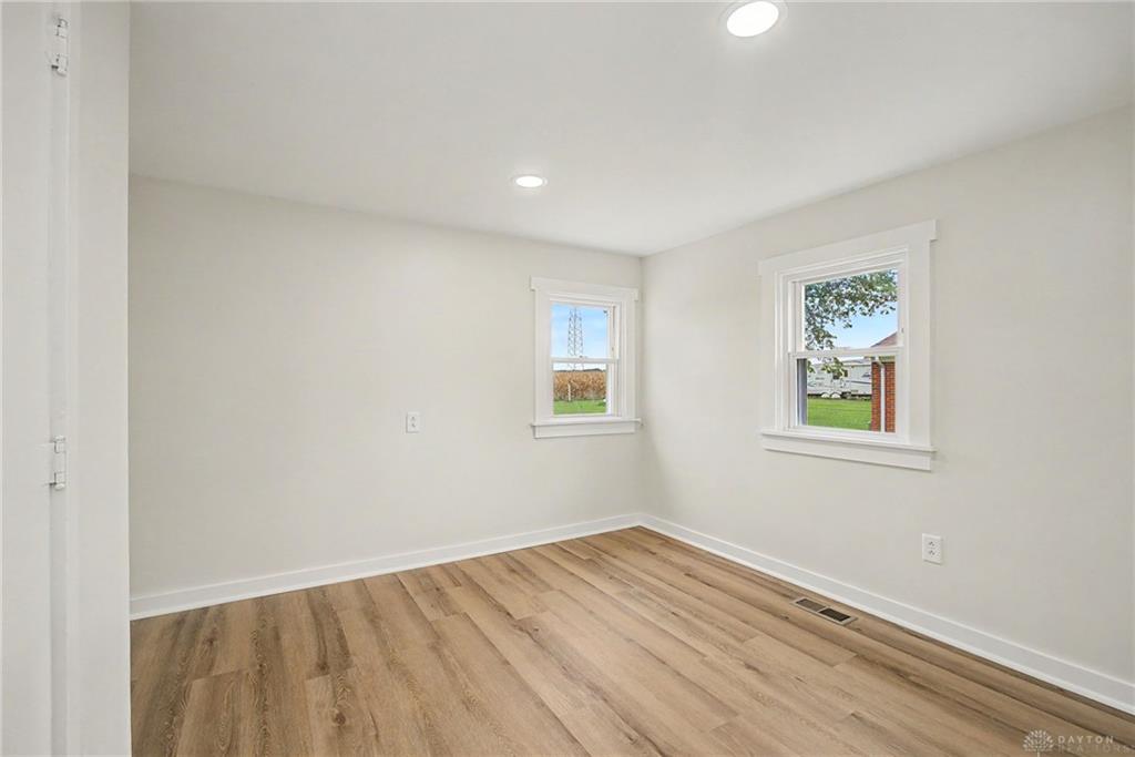 603 S High Property Photo 24