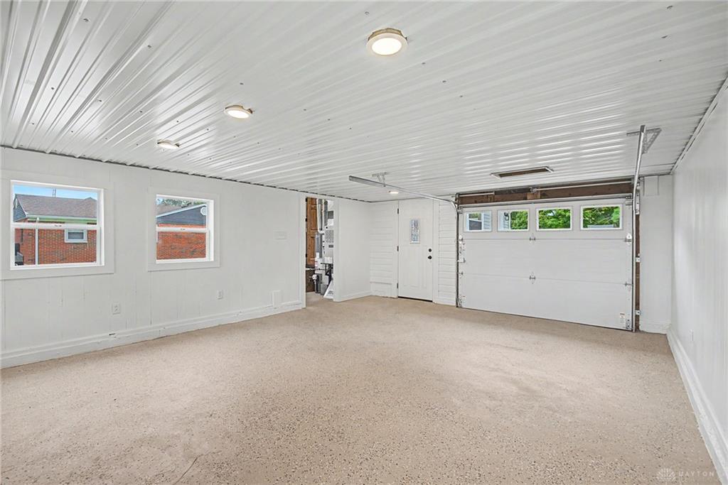 603 S High Property Photo 29