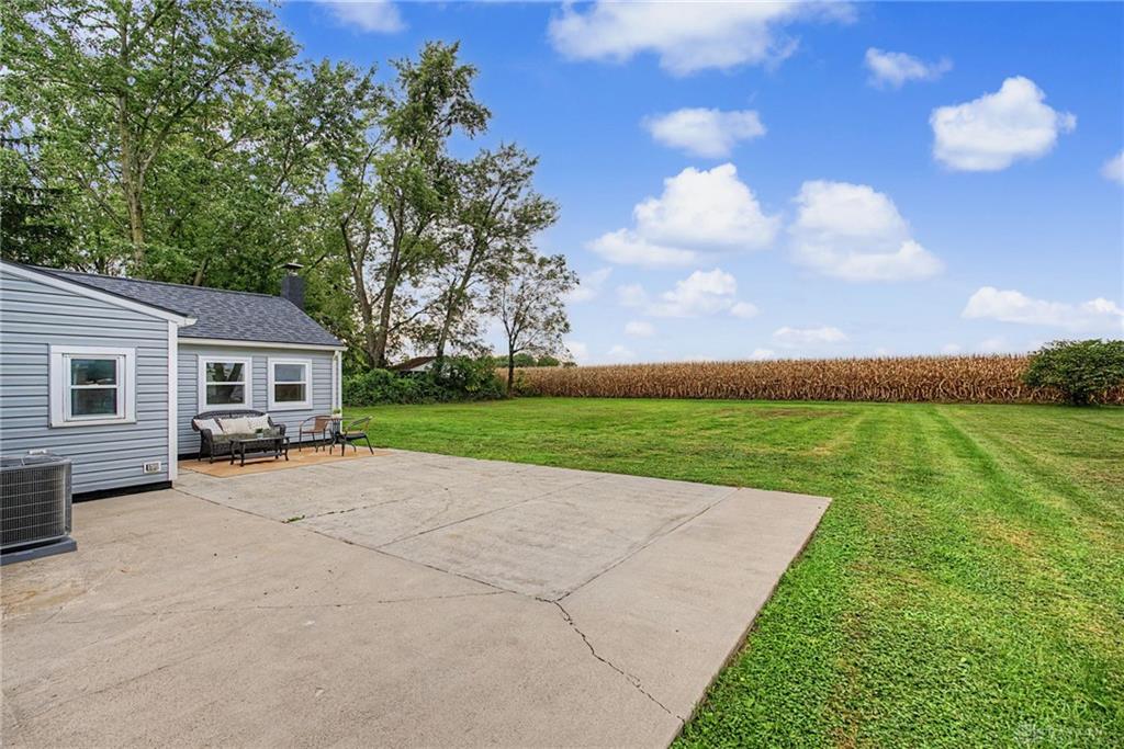 603 S High Property Photo 33