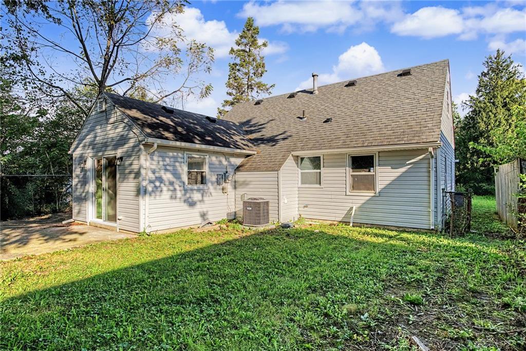 4004 Larkspur Property Photo 7