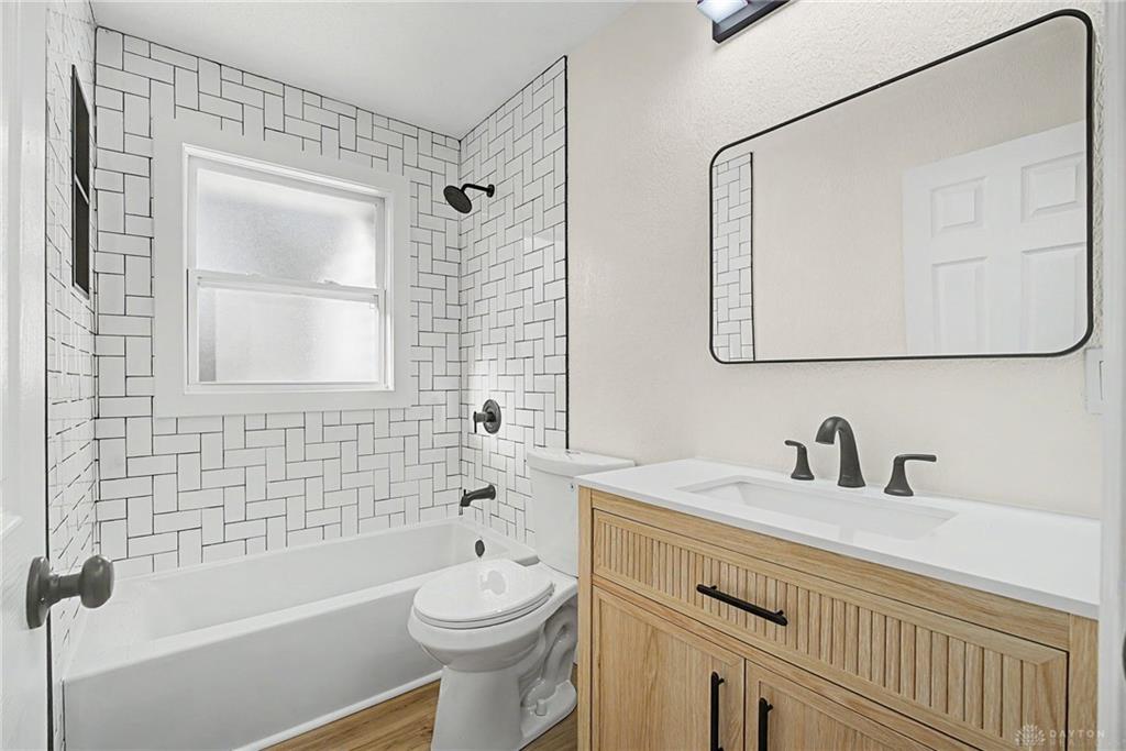 4004 Larkspur Property Photo 32