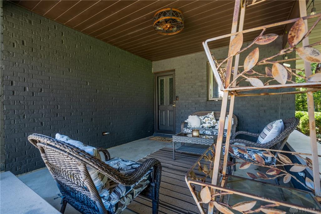 2310 Elam Property Photo 6