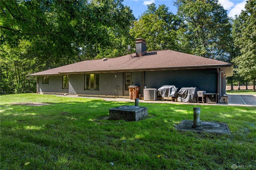 2310 Elam Property Photo 32