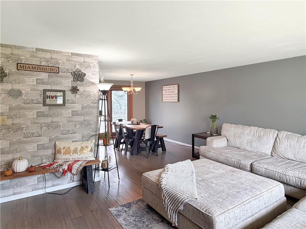1022 Sundance Property Photo 6