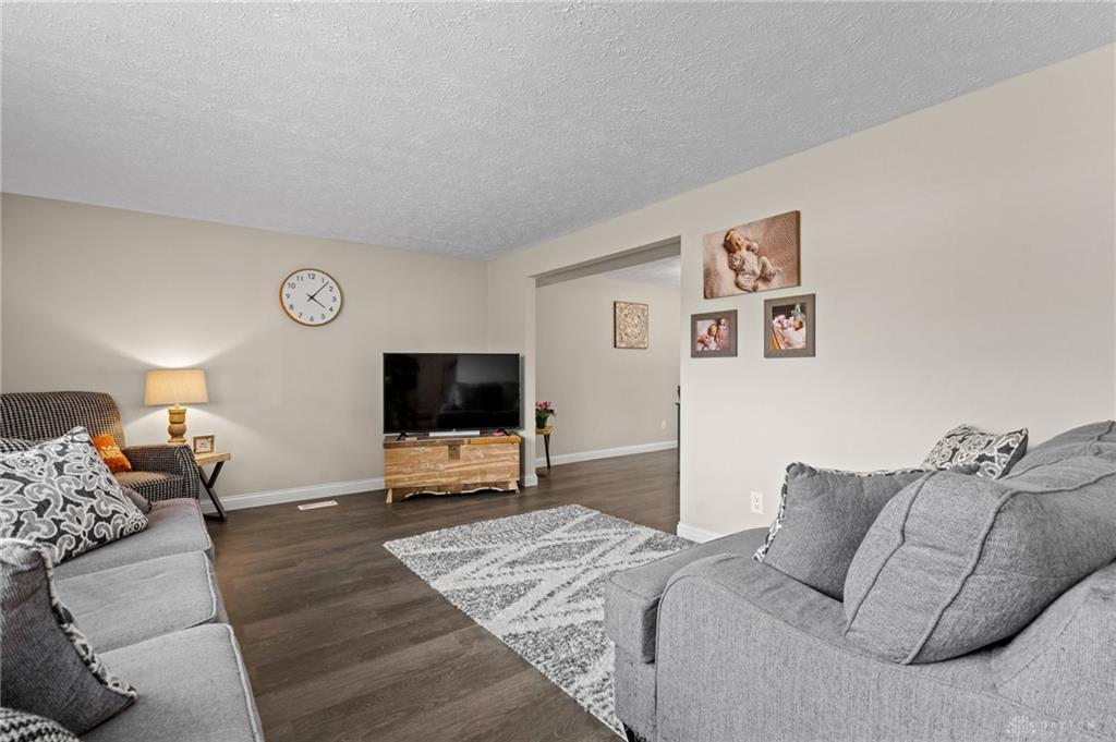 7341 Rustic Woods Property Photo 8