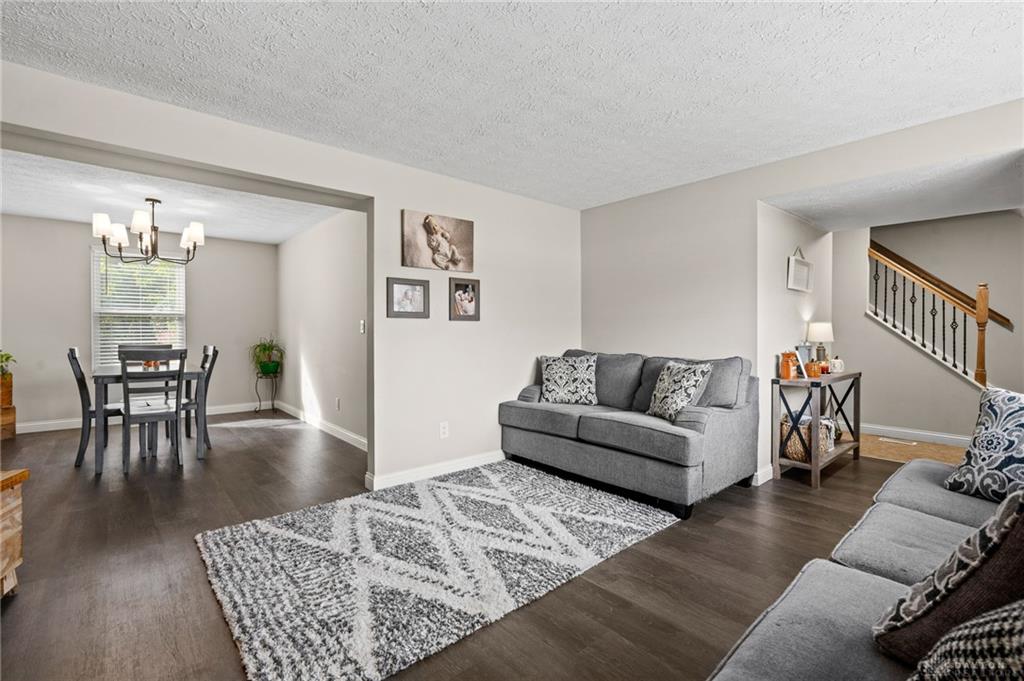 7341 Rustic Woods Property Photo 9
