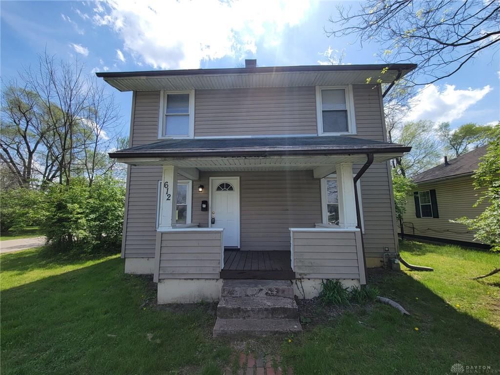 612 Seventeenth Property Photo 1