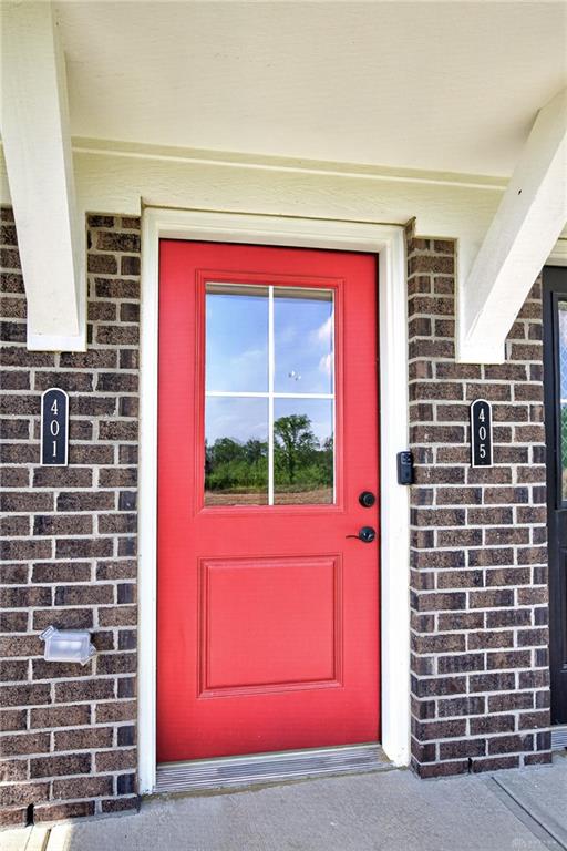 405 Bethpage Way Property Photo 5