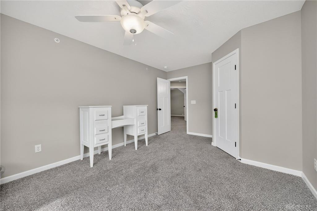 405 Bethpage Way Property Photo 14