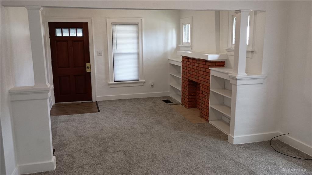 1044 Highridge Property Photo 3