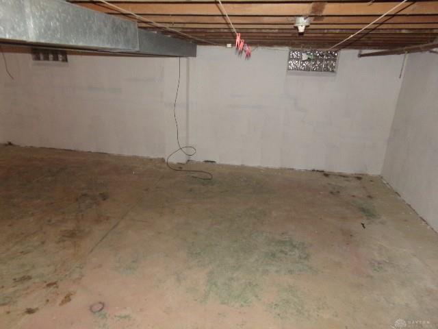 4721 Creekview Property Photo 5