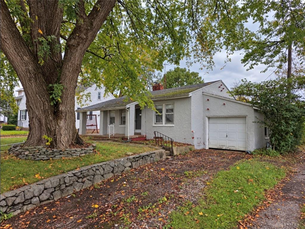419 S Clairmont Property Photo 2