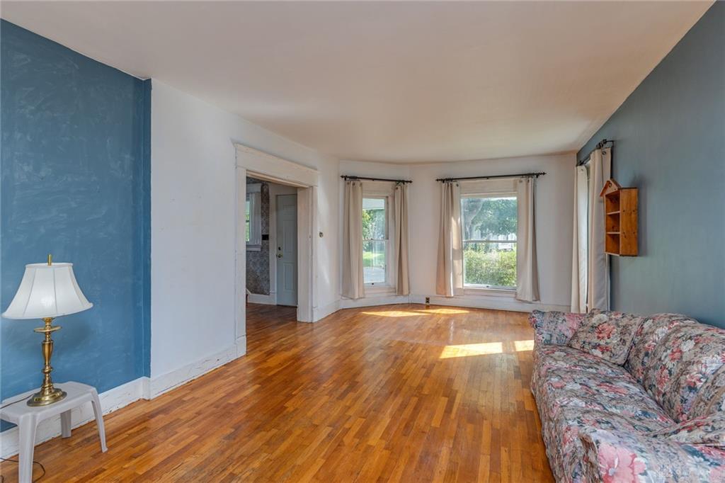 524 Wayne Property Photo 6