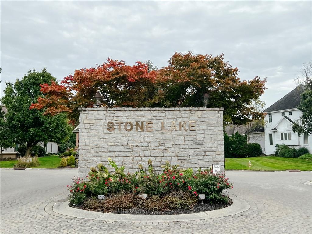 5725 Stone Lake Property Photo 6