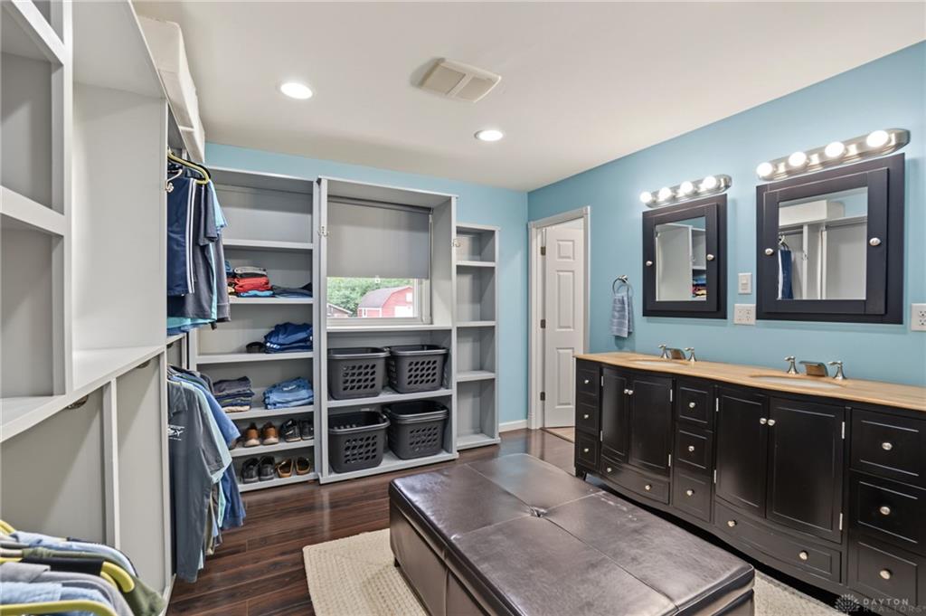 6663 Gerry Property Photo 32