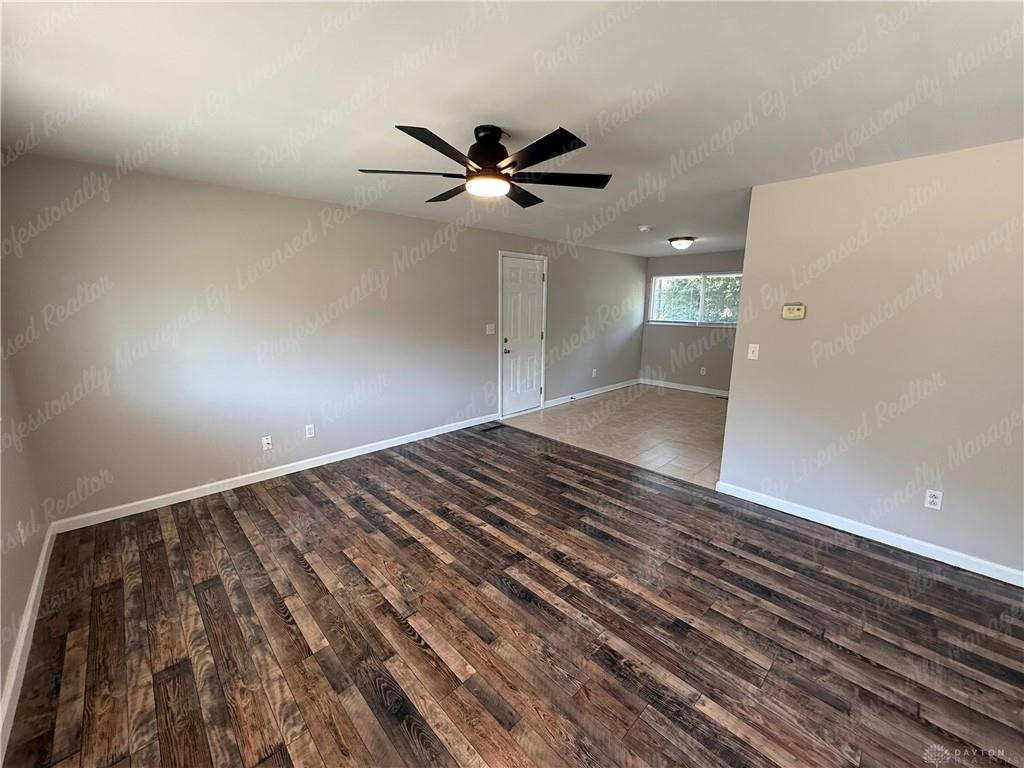 5678 Tomberg Property Photo 4