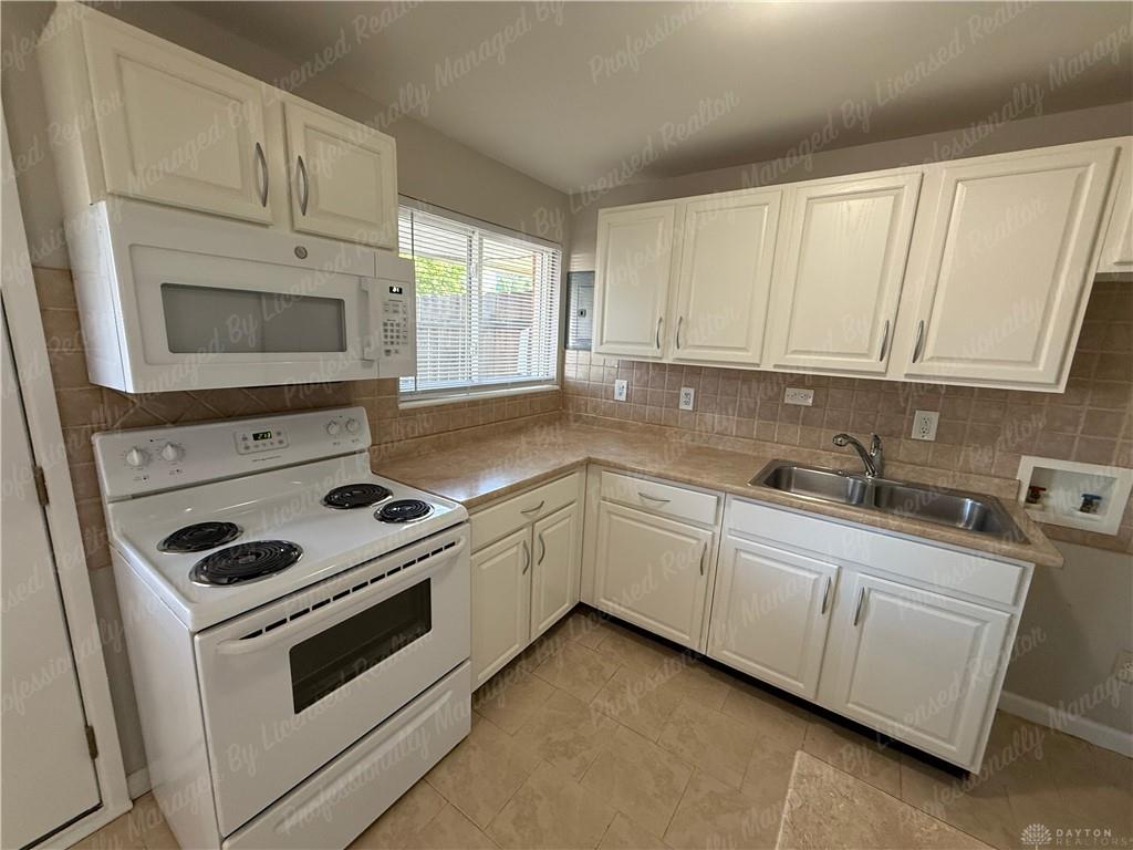 5678 Tomberg Property Photo 12