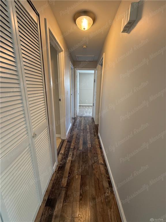 5678 Tomberg Property Photo 17