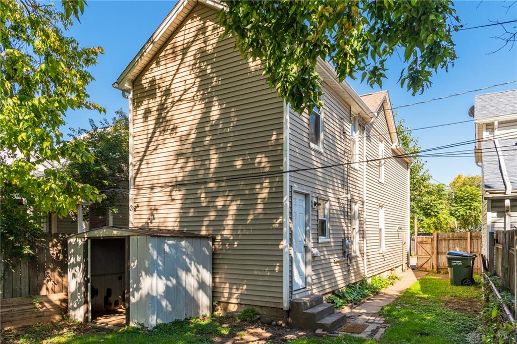 3206 E 5th Property Photo 30