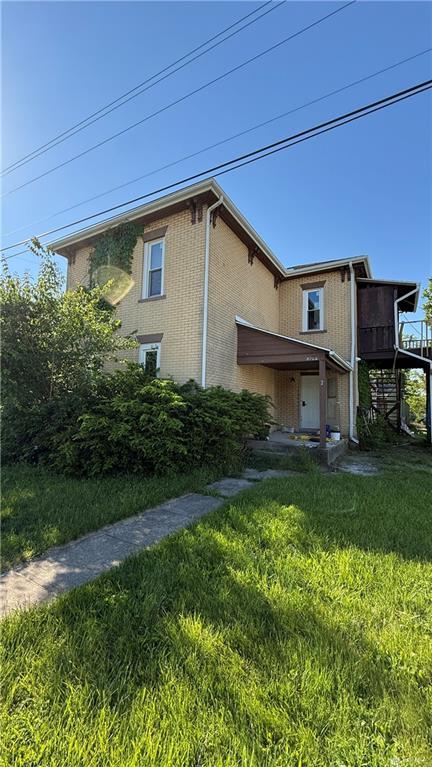 3753 W National