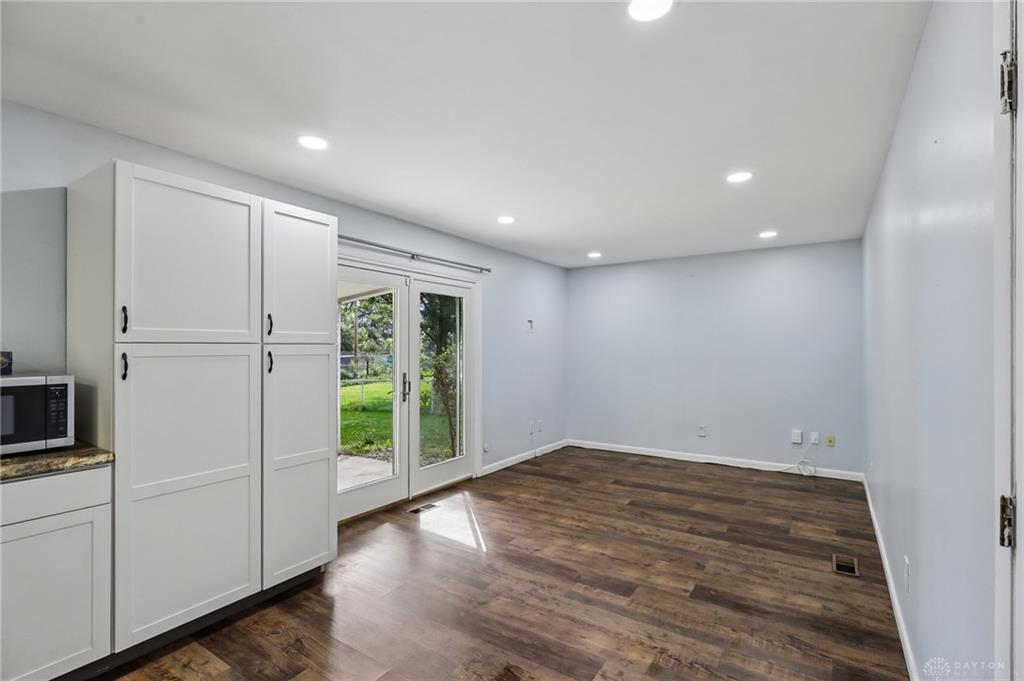 7106 Chatlake Property Photo 15