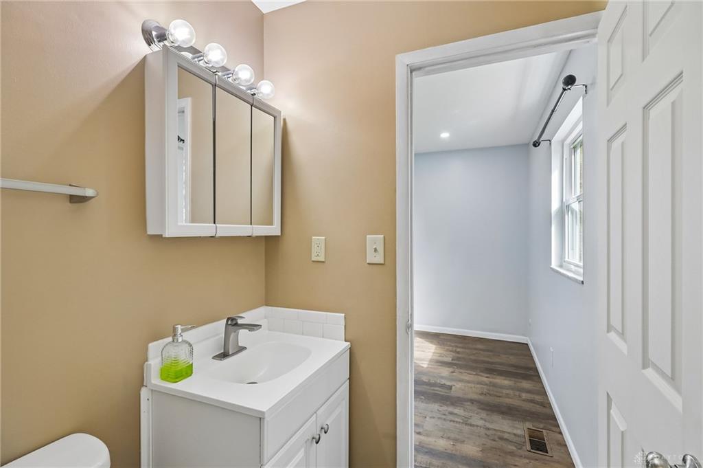 7106 Chatlake Property Photo 19